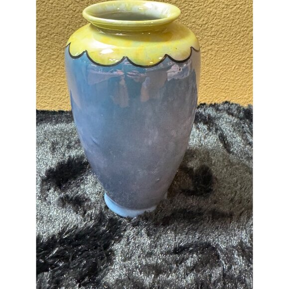 Hand-Painted Japanese Ceramic Vase With Floral & Butterfly Design - Picture 4 of 8